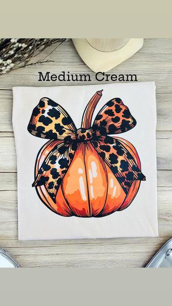 Medium Ivory Comfort Colors With Pumpkin & Bow