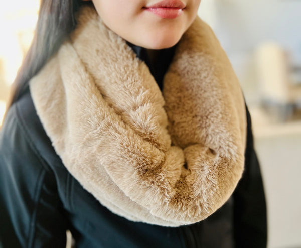 Fossil Whispy Infinity Scarf